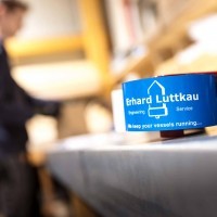 Erhard Luttkau GmbH, Schiffsersatzteile, Lager
